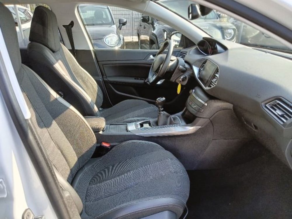 Peugeot 308 SW usata a Brescia (15)