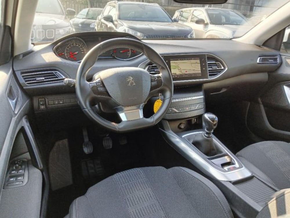 Peugeot 308 SW usata a Brescia (6)