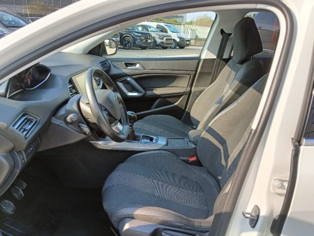Peugeot 308 SW usata a Brescia (8)