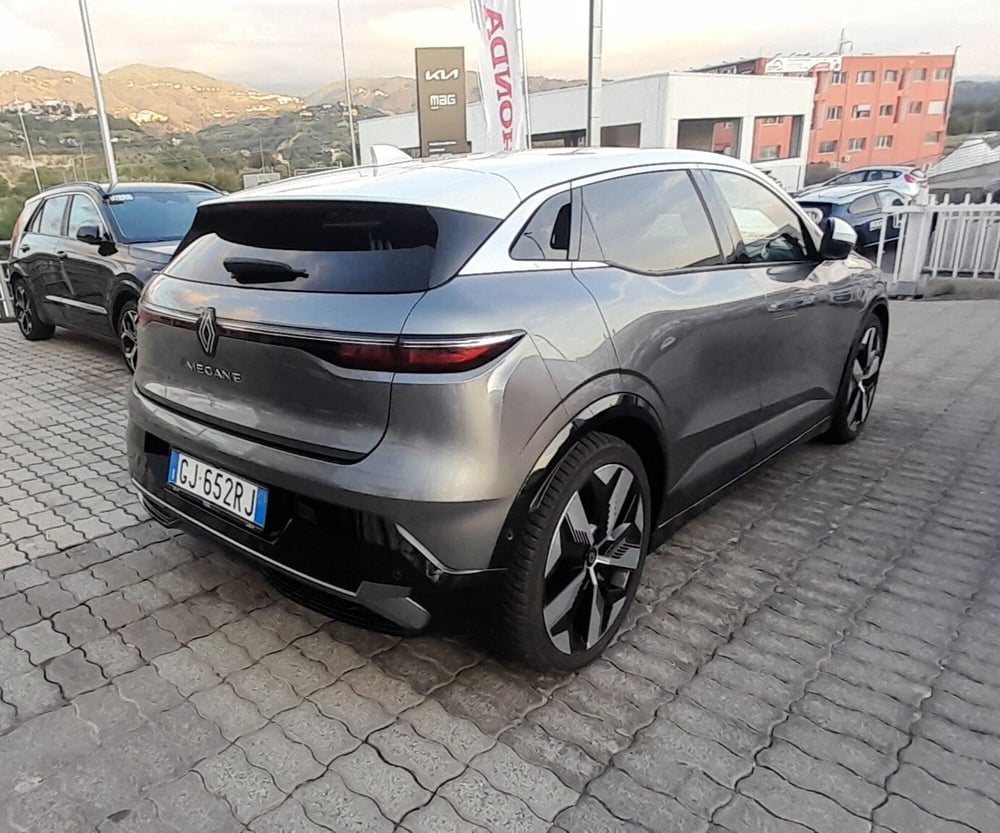 Renault Megane E-Tech Electric usata a Cosenza (5)