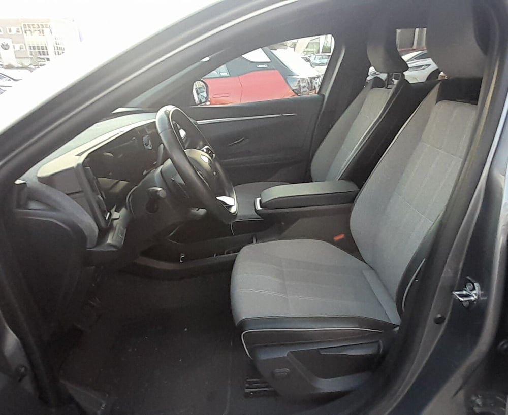 Renault Megane E-Tech Electric usata a Cosenza (9)