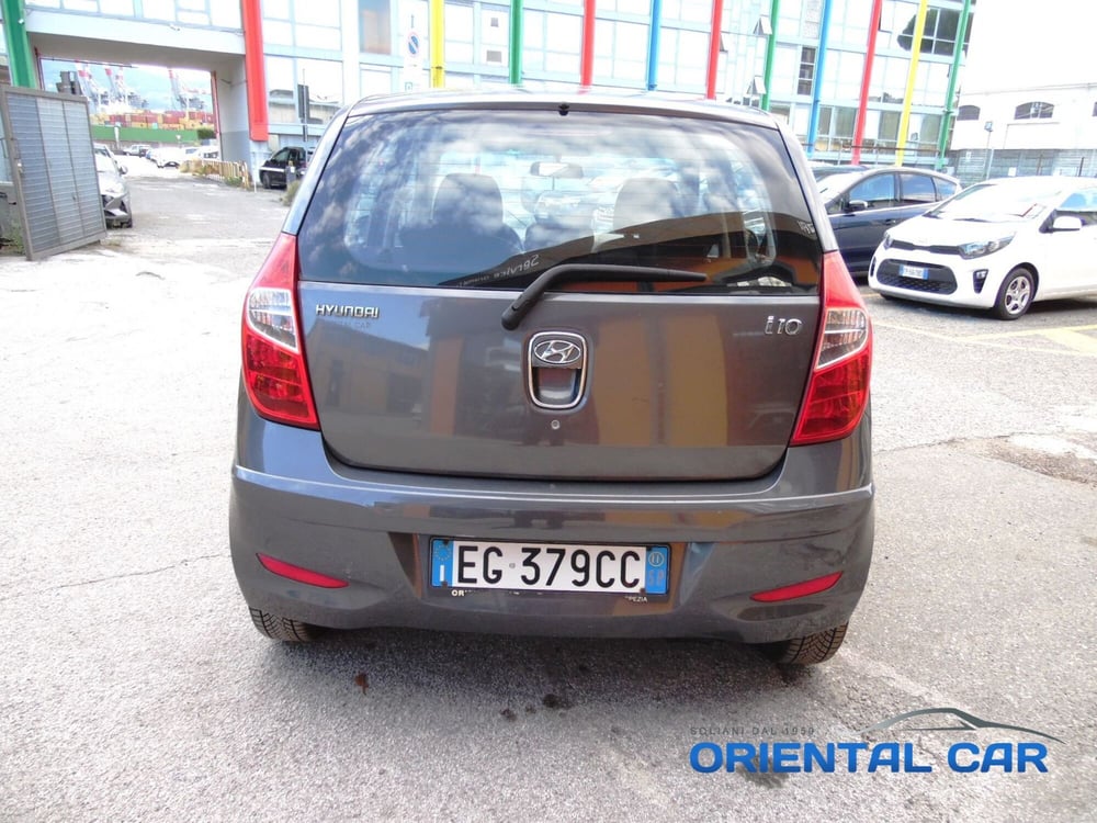 Hyundai i10 usata a La Spezia (4)