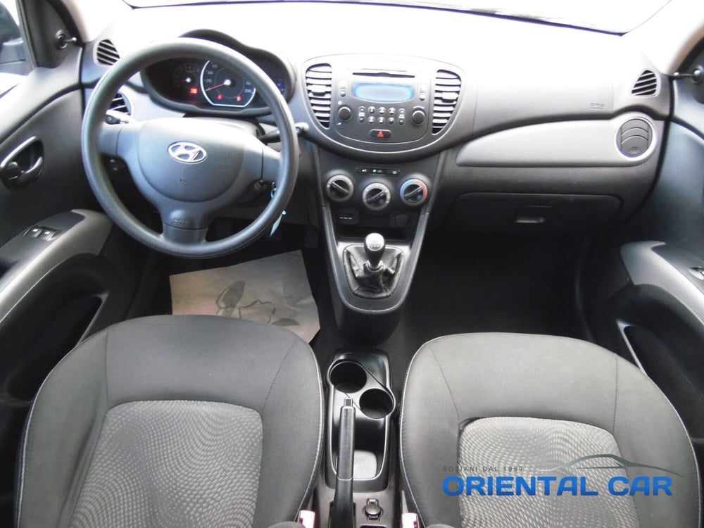 Hyundai i10 usata a La Spezia (9)