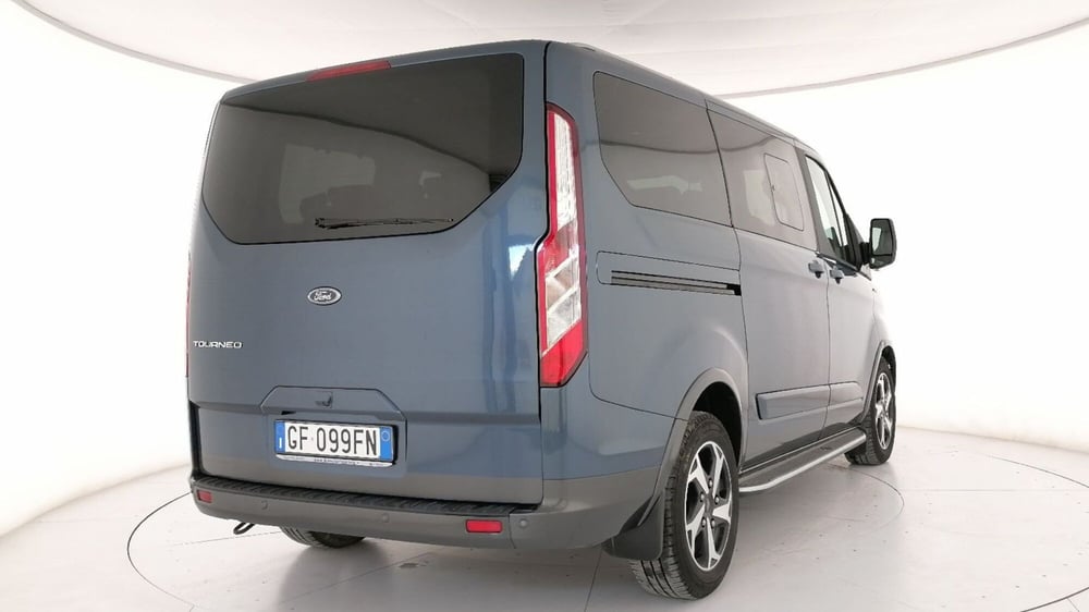 Ford Tourneo Custom usata a Roma (2)