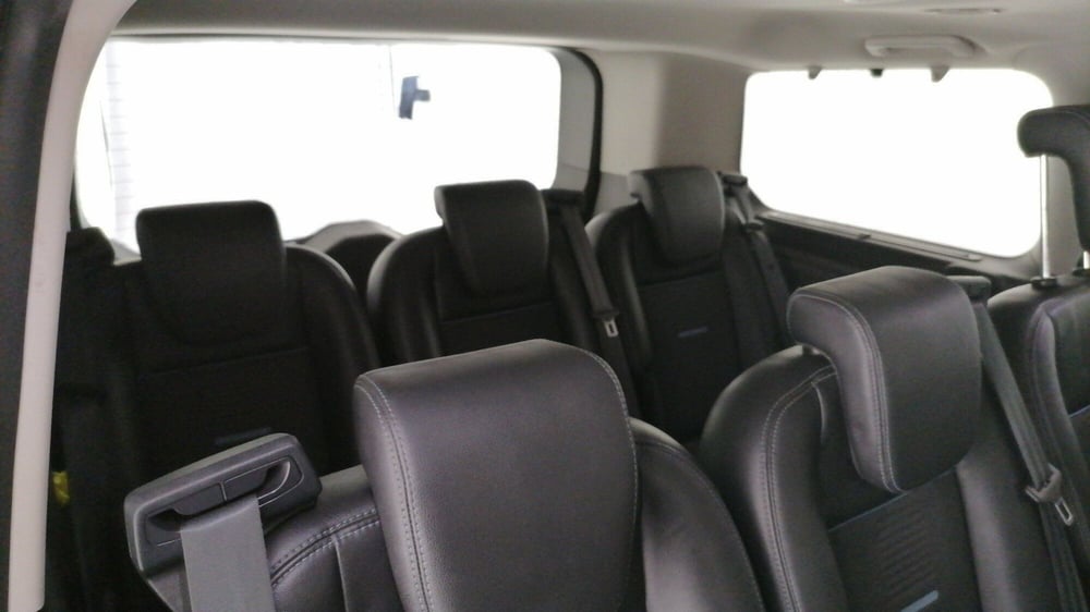 Ford Tourneo Custom usata a Roma (9)
