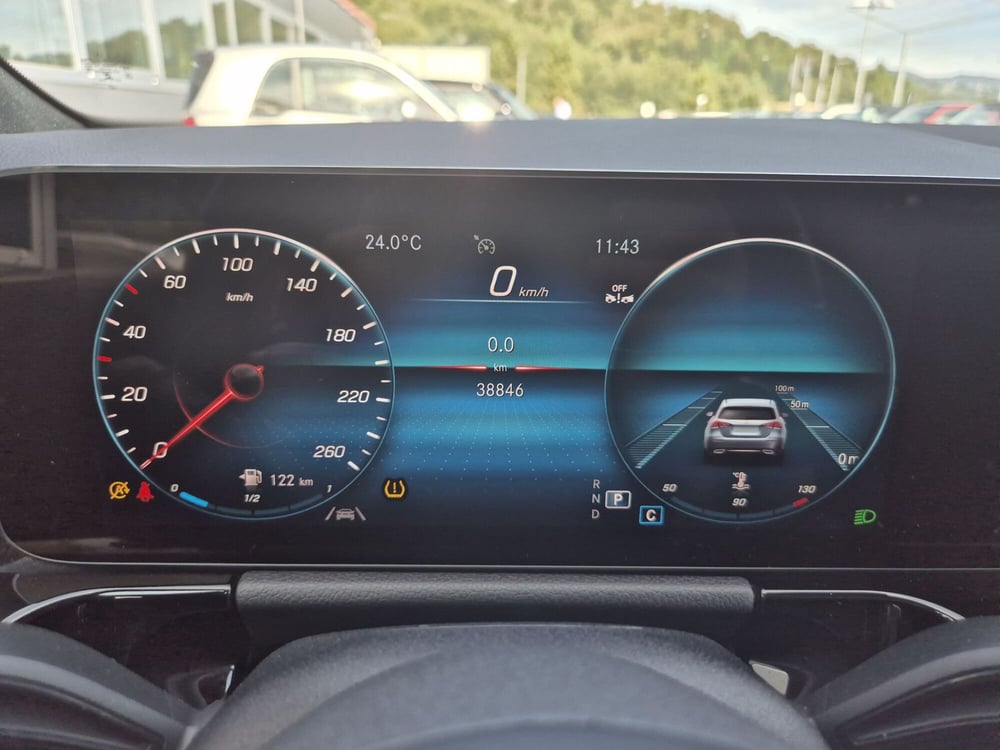 Mercedes-Benz GLA SUV usata  (14)
