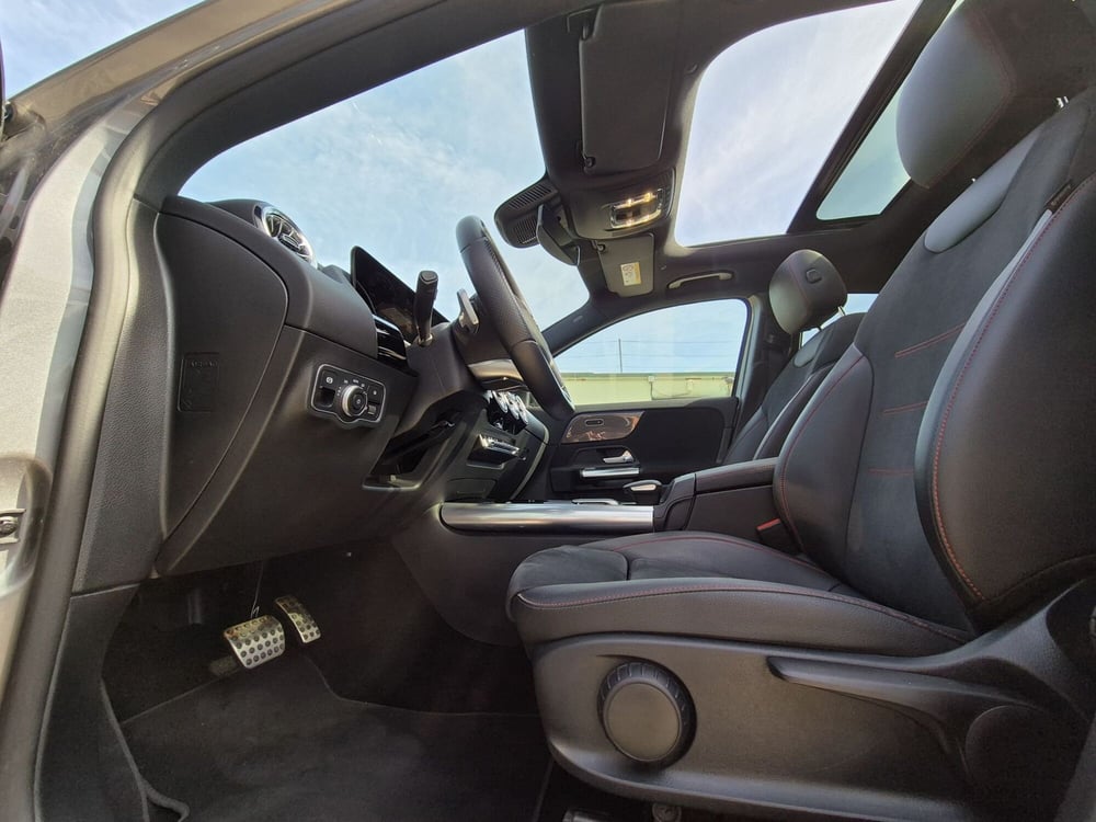 Mercedes-Benz GLA SUV usata  (20)
