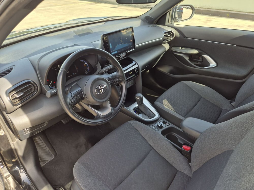 Toyota Yaris Cross usata a Genova (6)