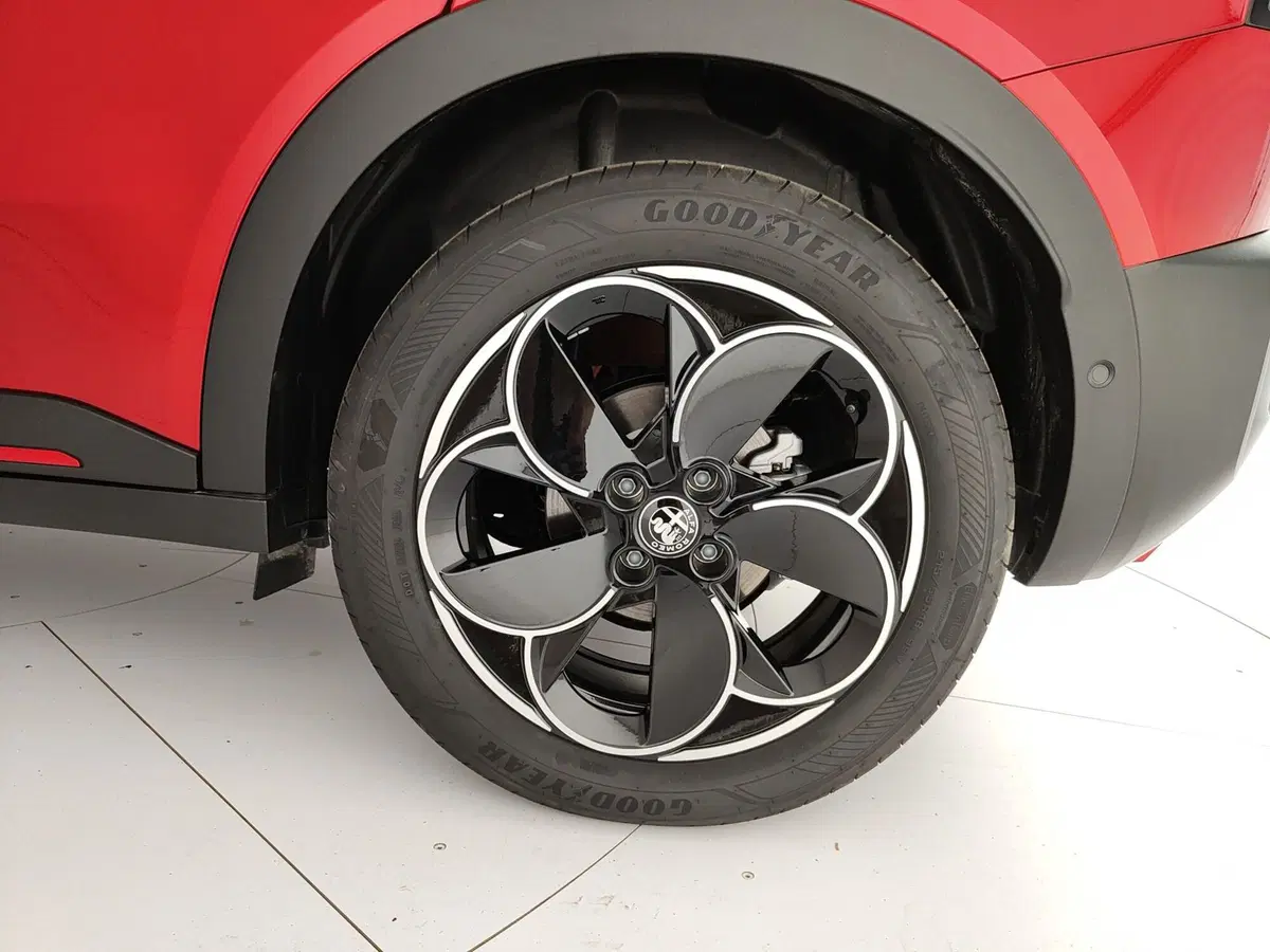 Alfa Romeo Junior usata a Caserta (11)