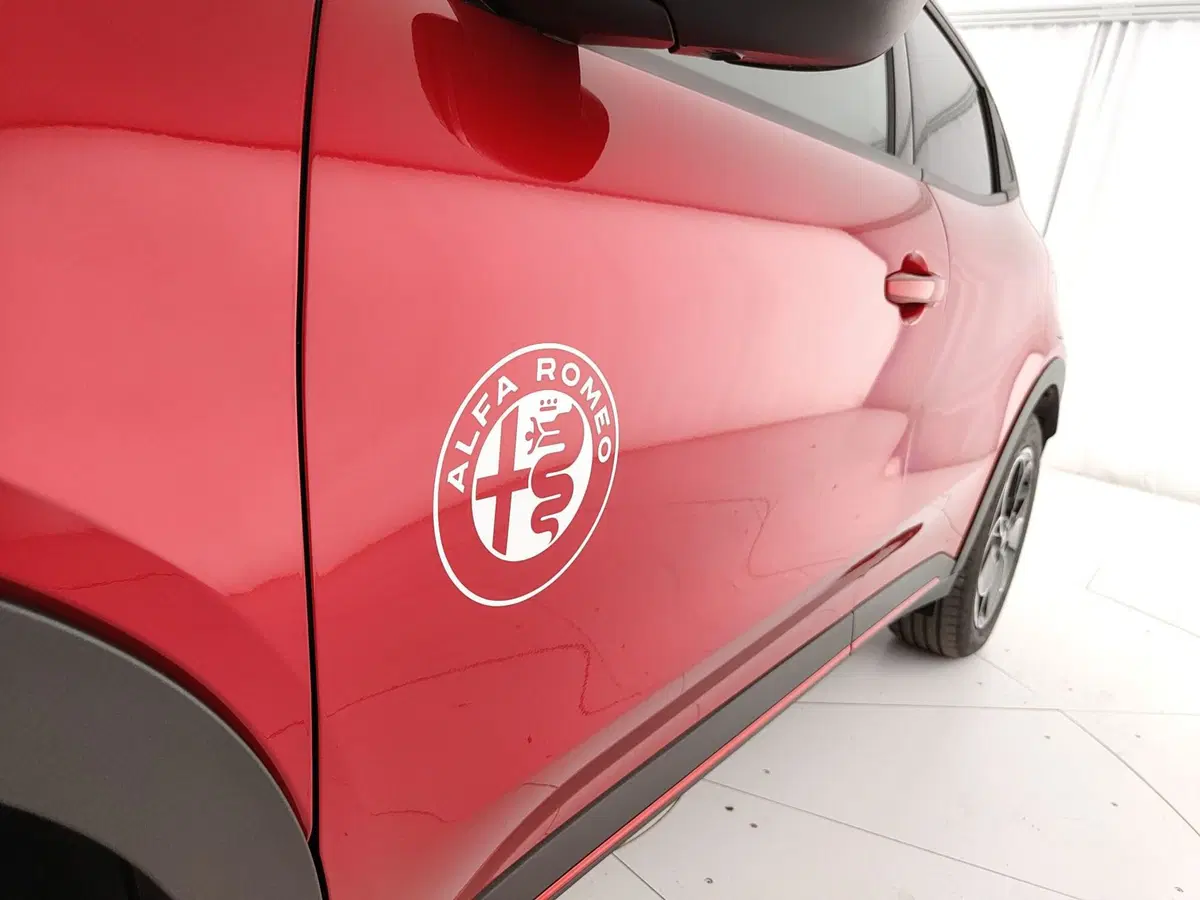 Alfa Romeo Junior usata a Caserta (13)