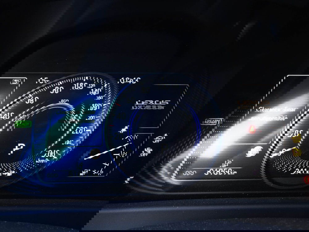 Lexus UX usata a Treviso (16)