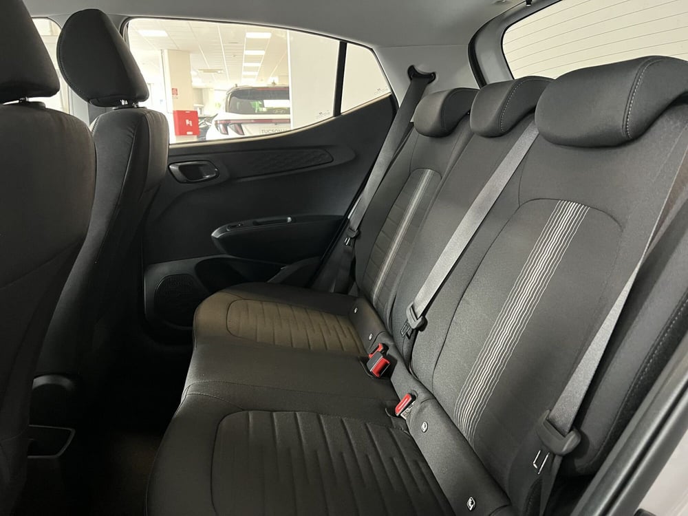 Hyundai i10 nuova a Macerata (10)
