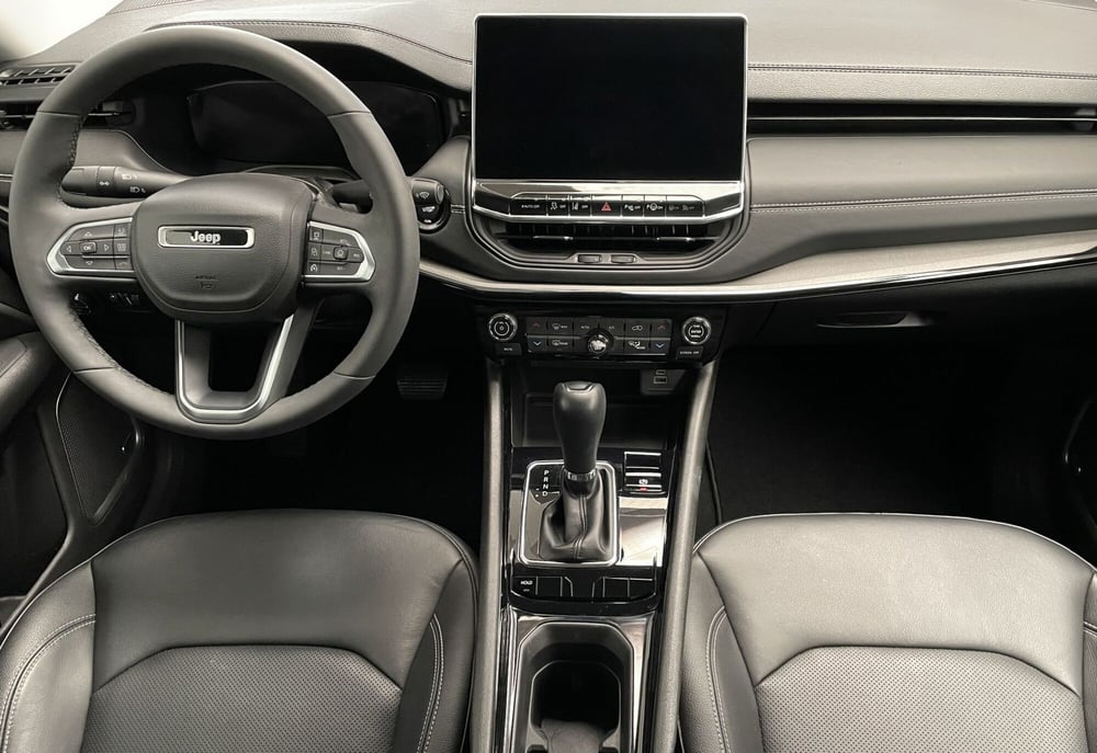Jeep Compass usata a Novara (10)