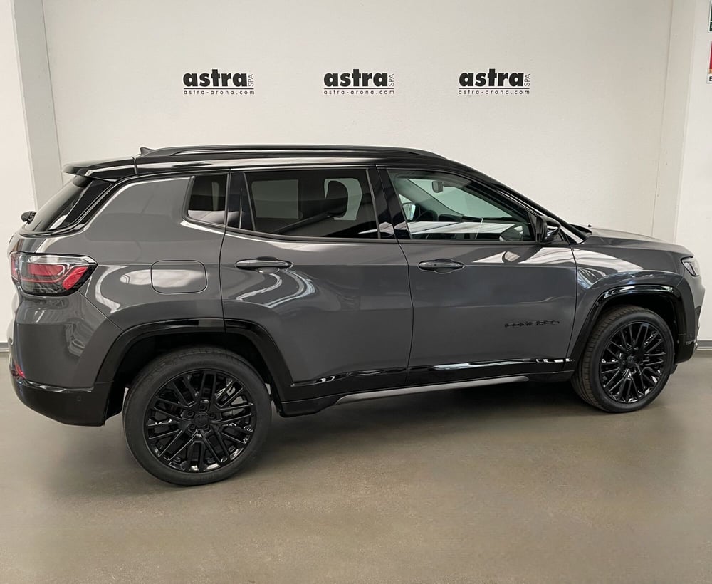 Jeep Compass usata a Novara (4)