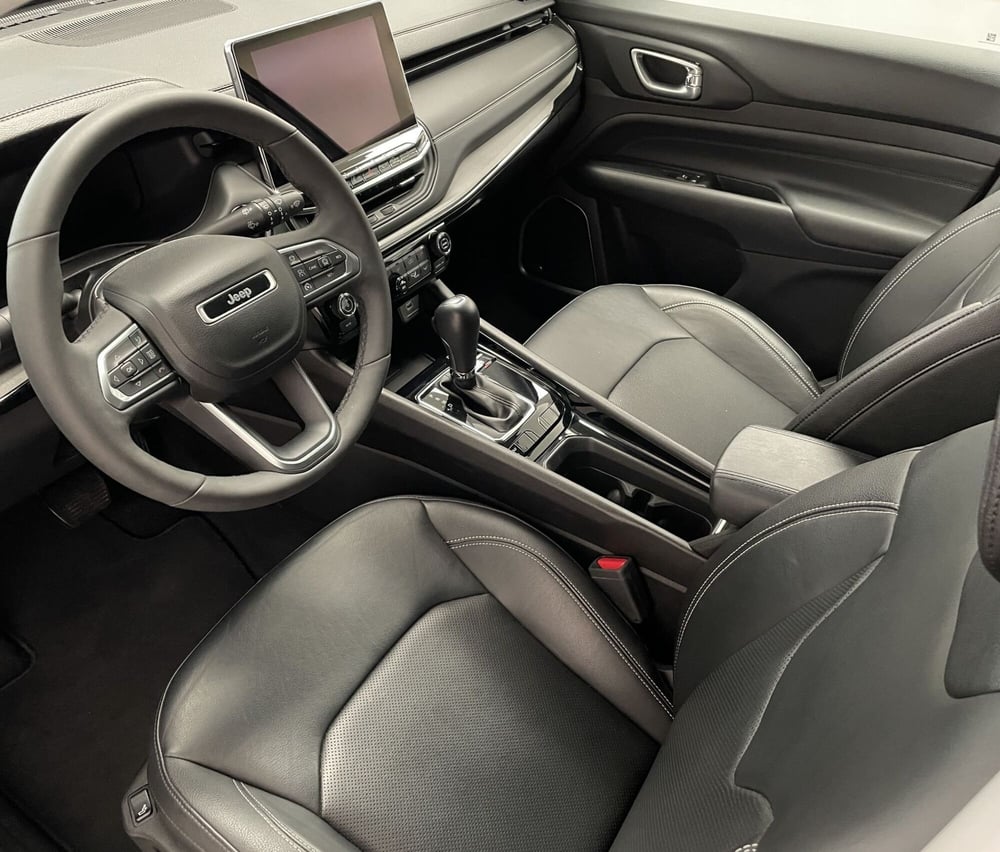 Jeep Compass usata a Novara (7)