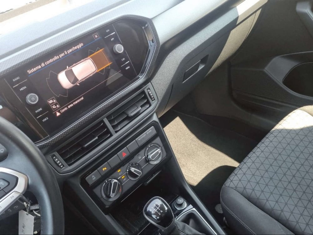 Volkswagen T-Cross usata a Livorno (14)