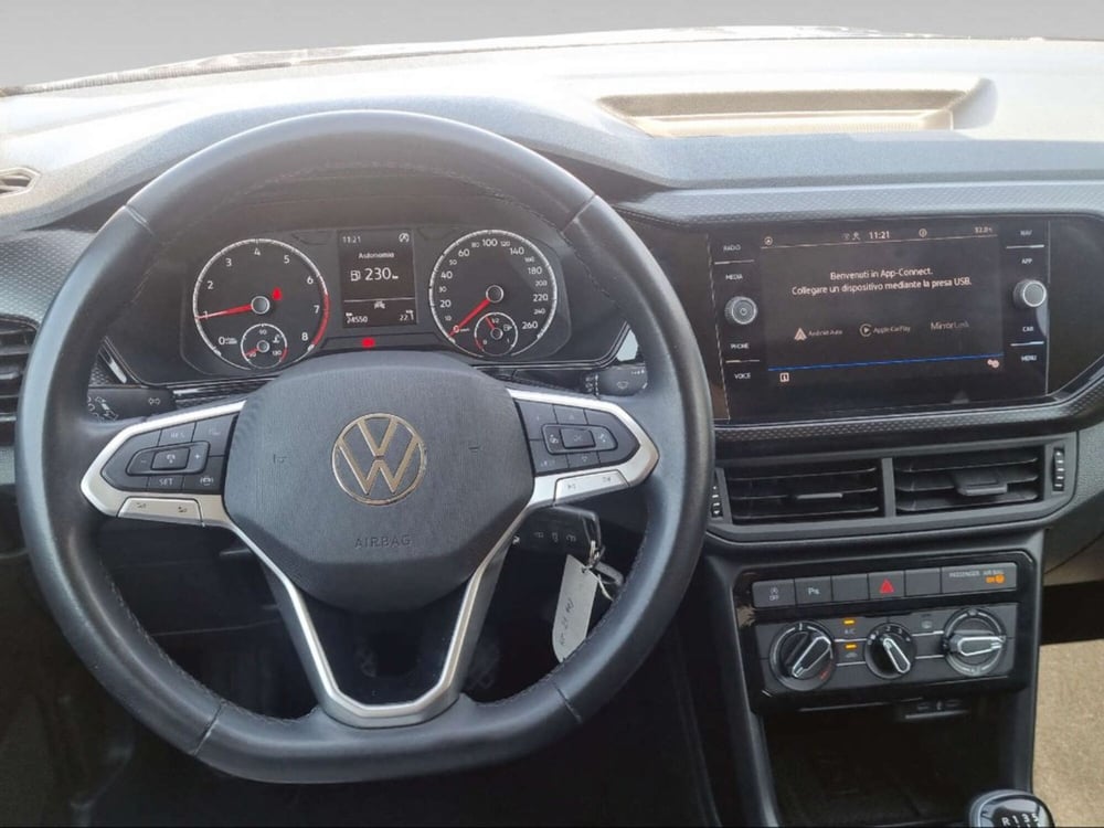 Volkswagen T-Cross usata a Livorno (8)