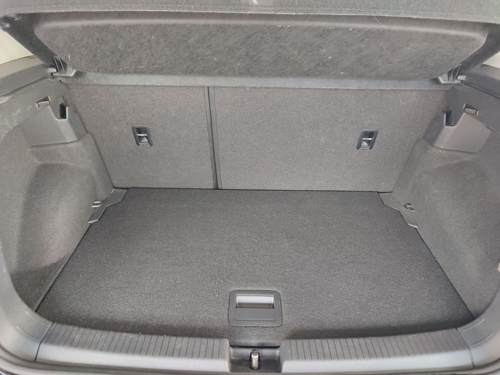 Volkswagen T-Cross usata a Palermo (15)