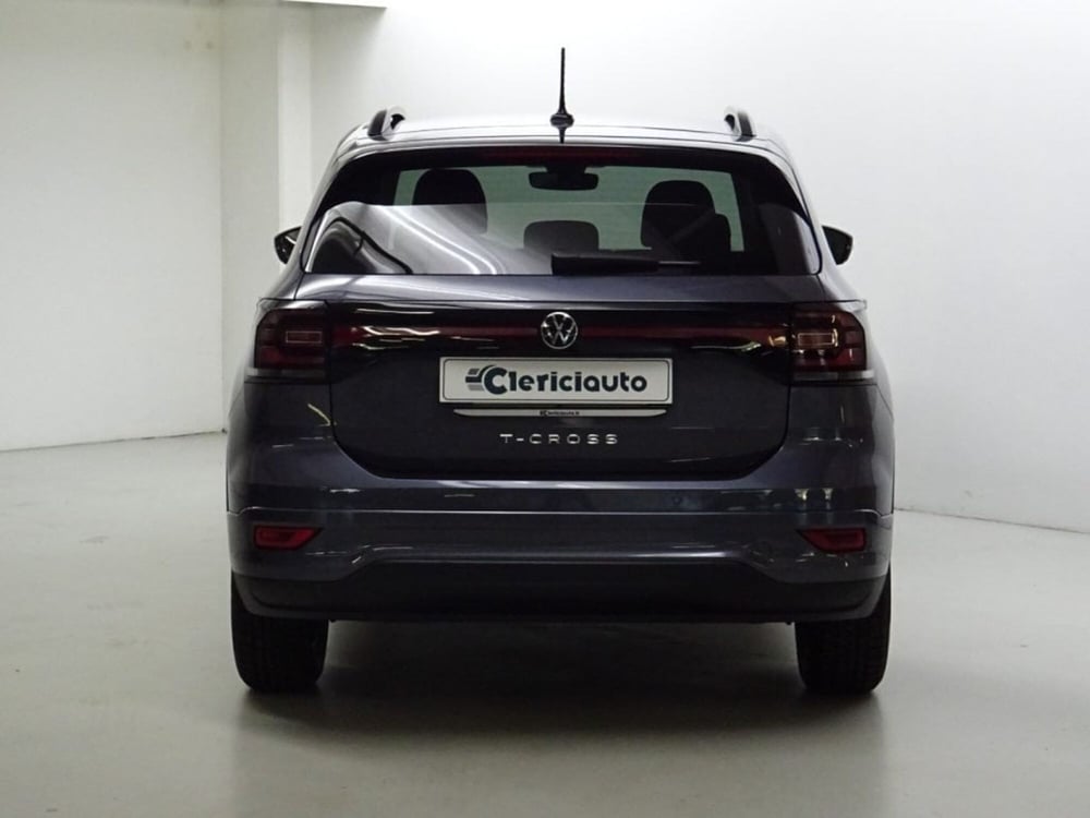 Volkswagen T-Cross usata a Como (6)