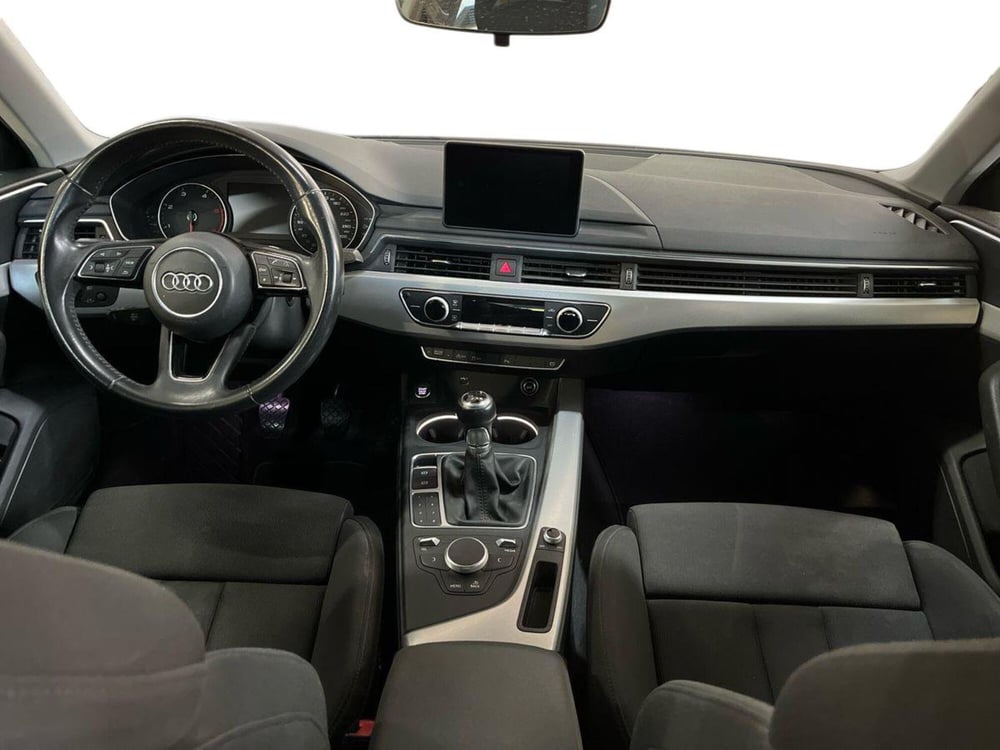 Audi A4 usata a Bari (8)