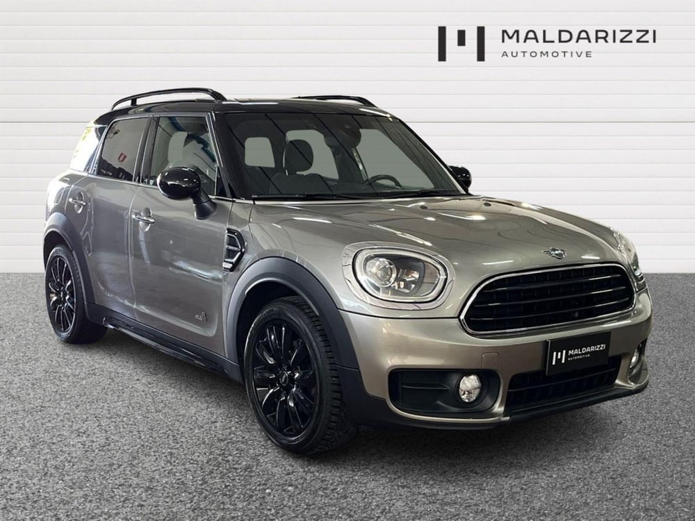 MINI Mini Countryman usata a Bari
