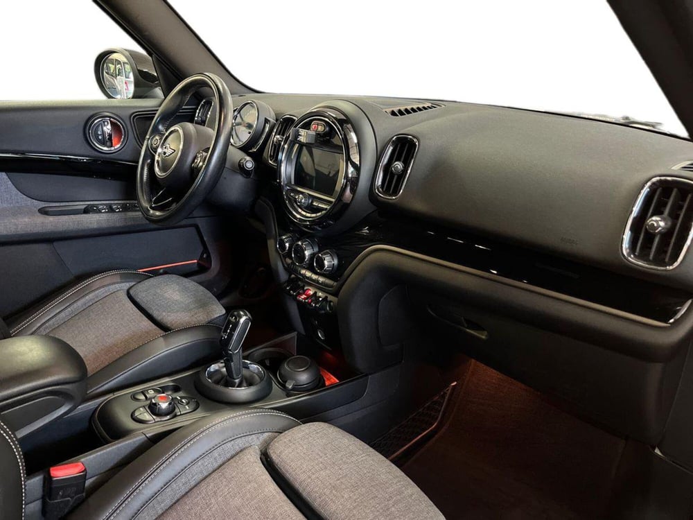 MINI Mini Countryman usata a Bari (18)