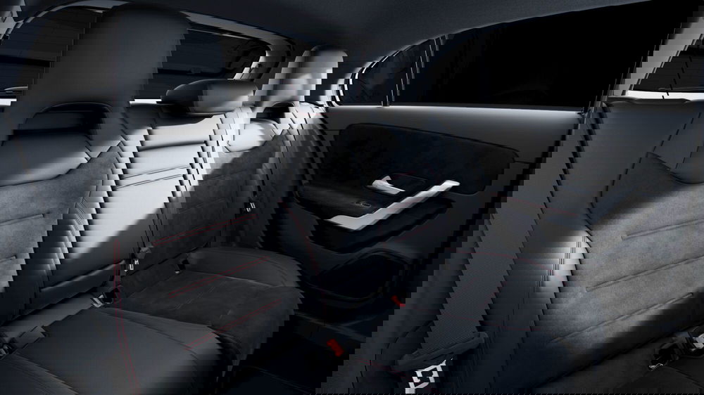 Mercedes-Benz Classe A nuova a Milano (6)