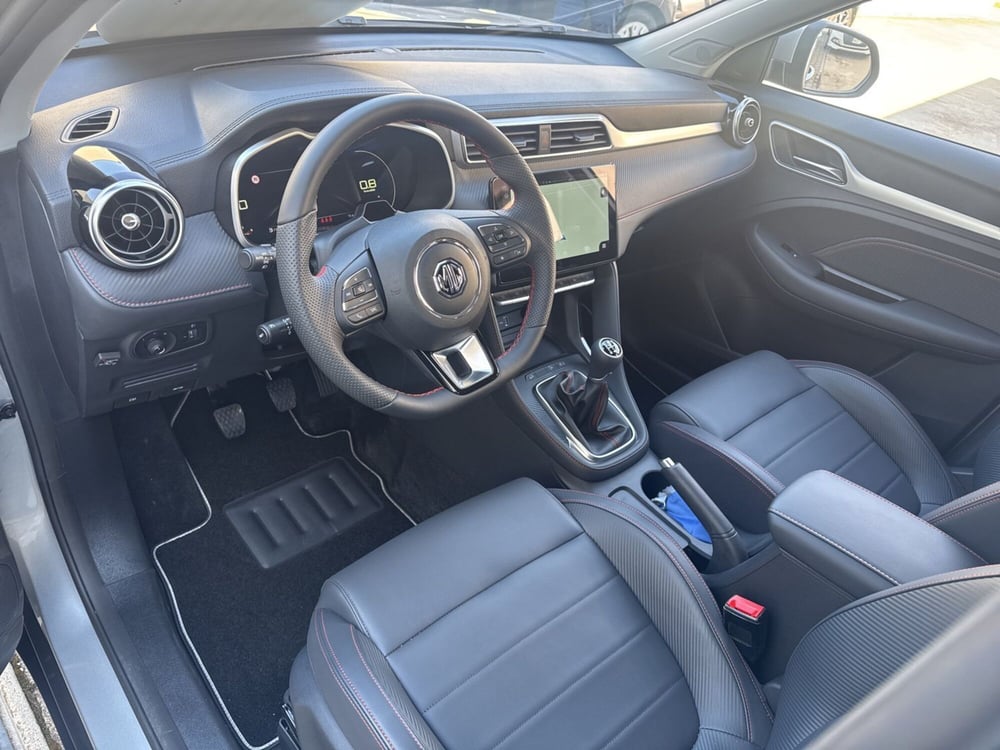 Mg ZS nuova a Ferrara (15)