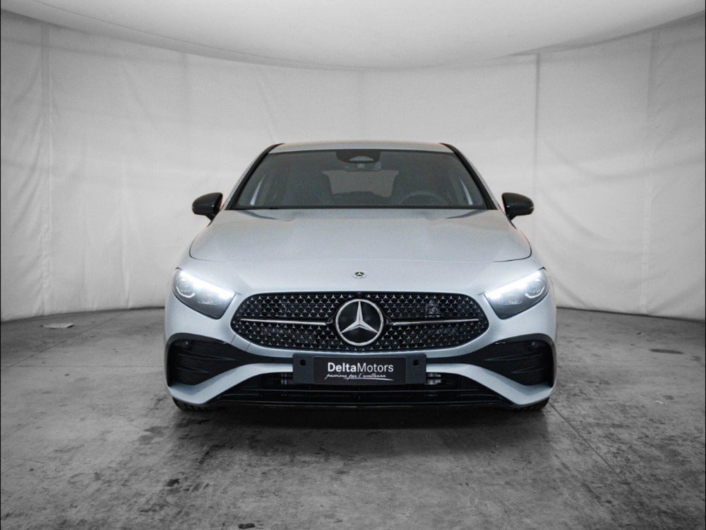 Mercedes-Benz Classe A Sedan nuova a Macerata (5)
