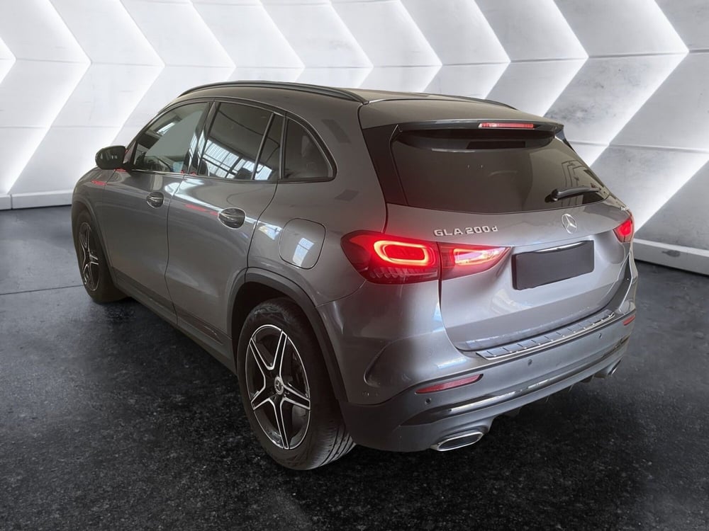 Mercedes-Benz GLA SUV usata a Napoli (6)
