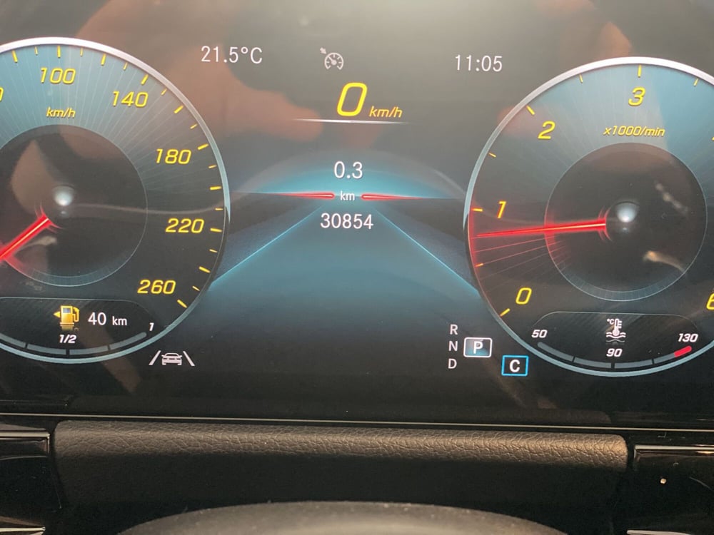 Mercedes-Benz GLA SUV usata a Napoli (8)