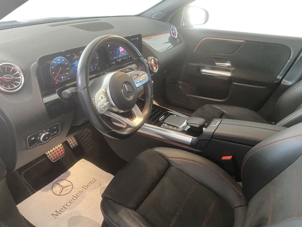 Mercedes-Benz GLA SUV usata a Napoli (9)