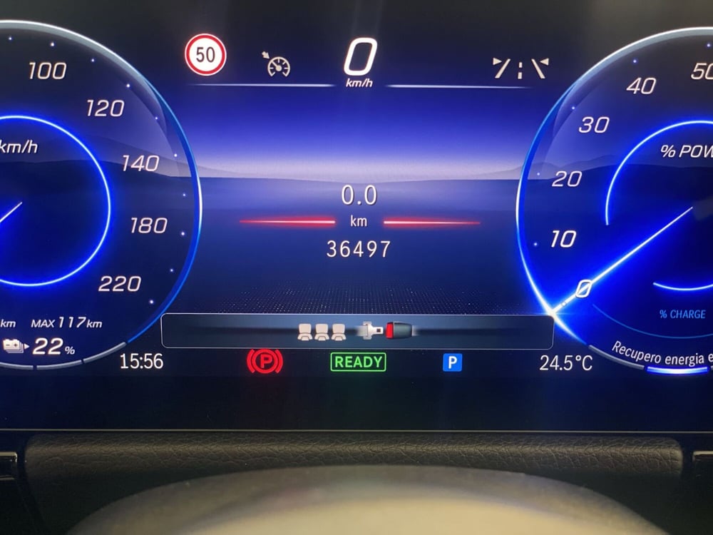 Mercedes-Benz EQA usata a Napoli (10)