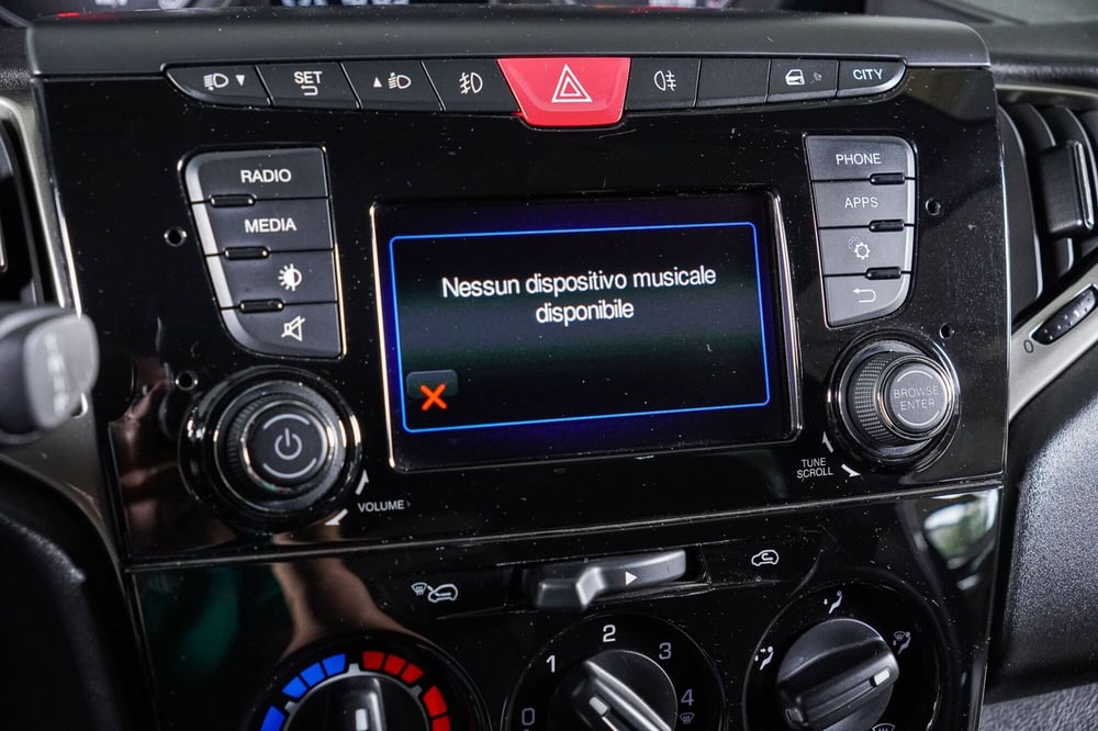 Lancia Ypsilon usata a Perugia (18)