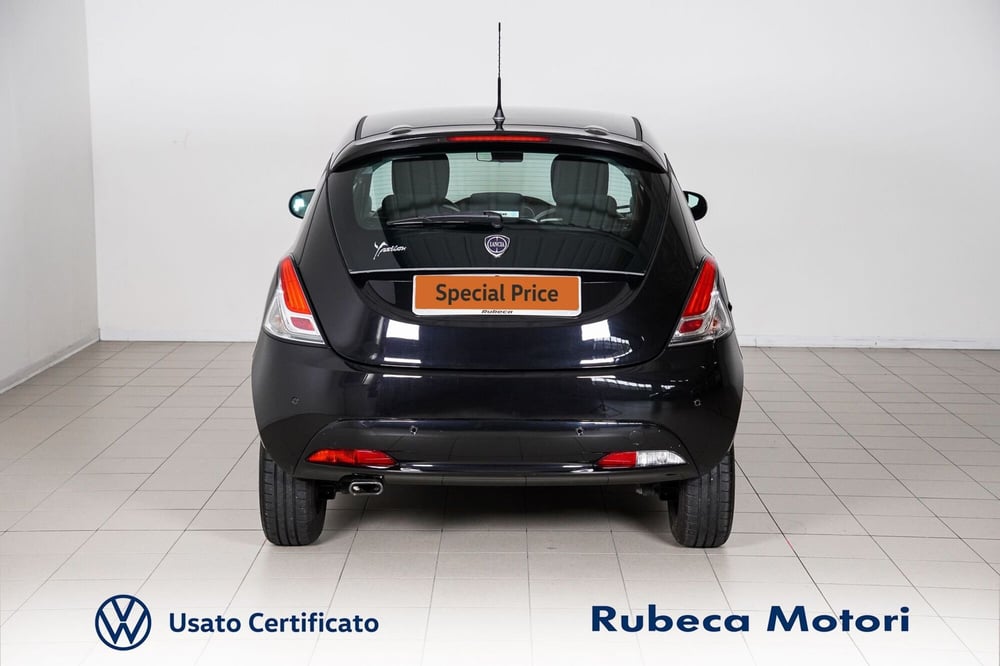 Lancia Ypsilon usata a Perugia (5)