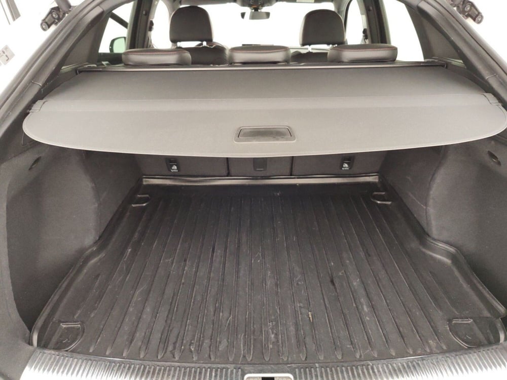 Audi Q5 Sportback usata a Massa-Carrara (16)