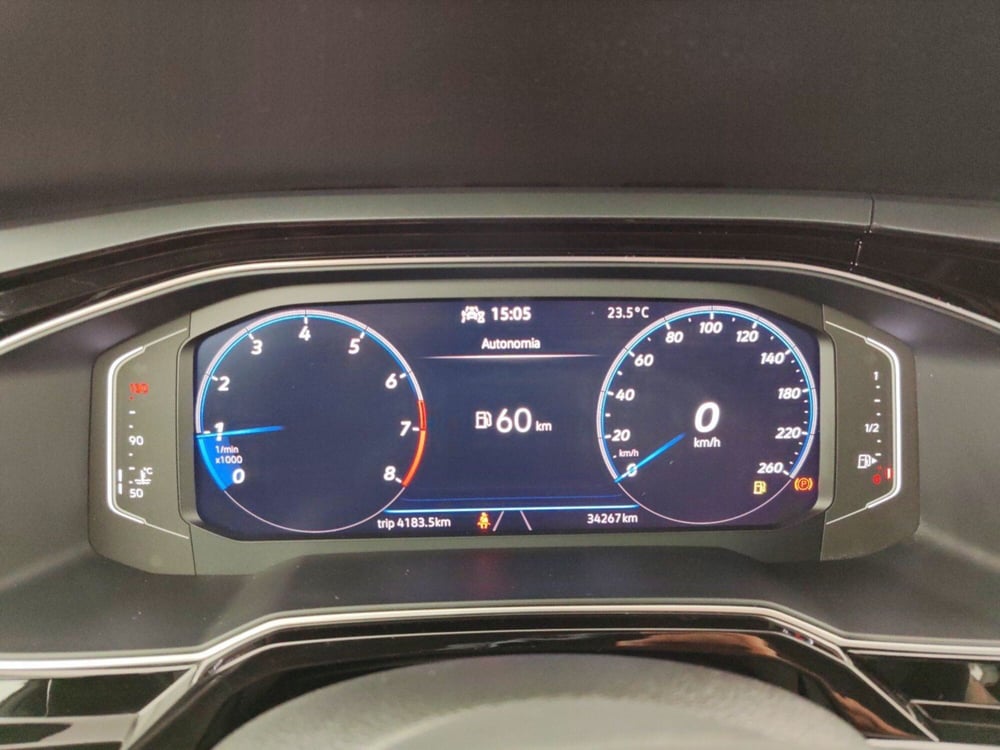 Volkswagen Taigo usata a Massa-Carrara (16)