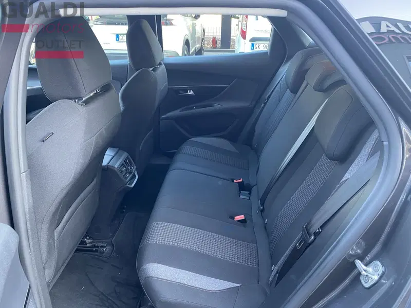 Peugeot 3008 usata a Modena (13)