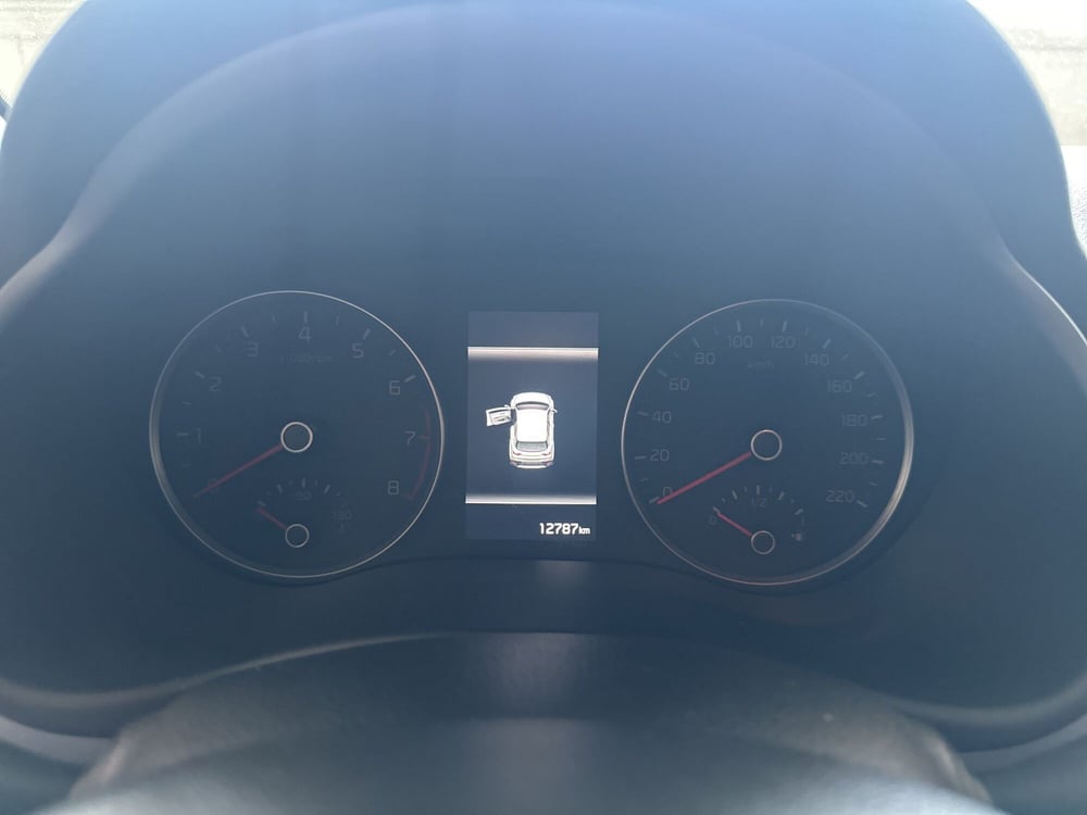 Kia Stonic usata a Napoli (11)
