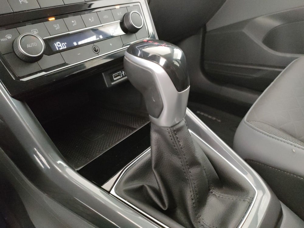 Volkswagen T-Cross usata a Napoli (18)