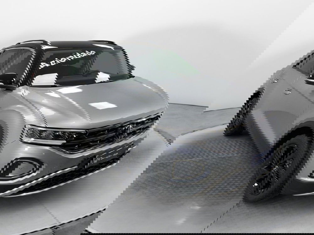 Volkswagen T-Roc nuova a Varese (3)