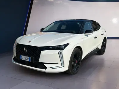 Ds DS 4 DS4 1.5 bluehdi Performance Line 130cv auto del 2022 usata a Atripalda