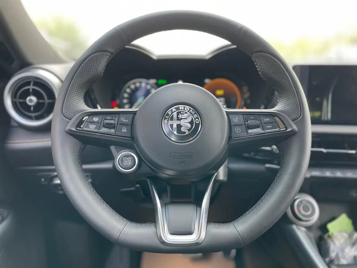 Alfa Romeo Tonale nuova a Ancona (15)