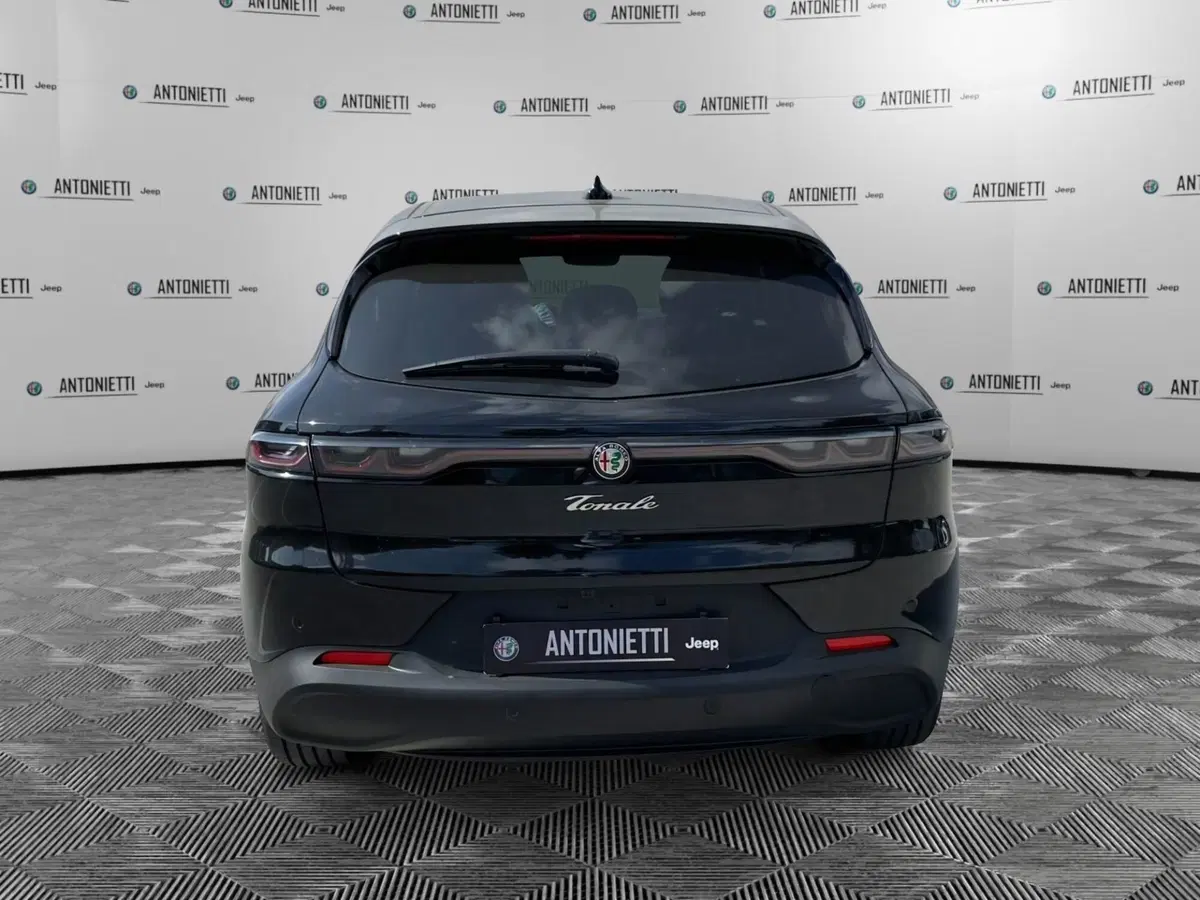 Alfa Romeo Tonale nuova a Ancona (6)
