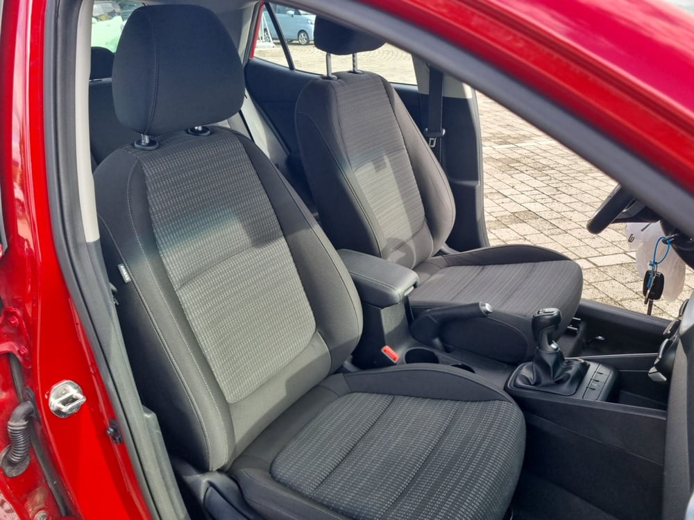 Kia Stonic usata a Lucca (16)