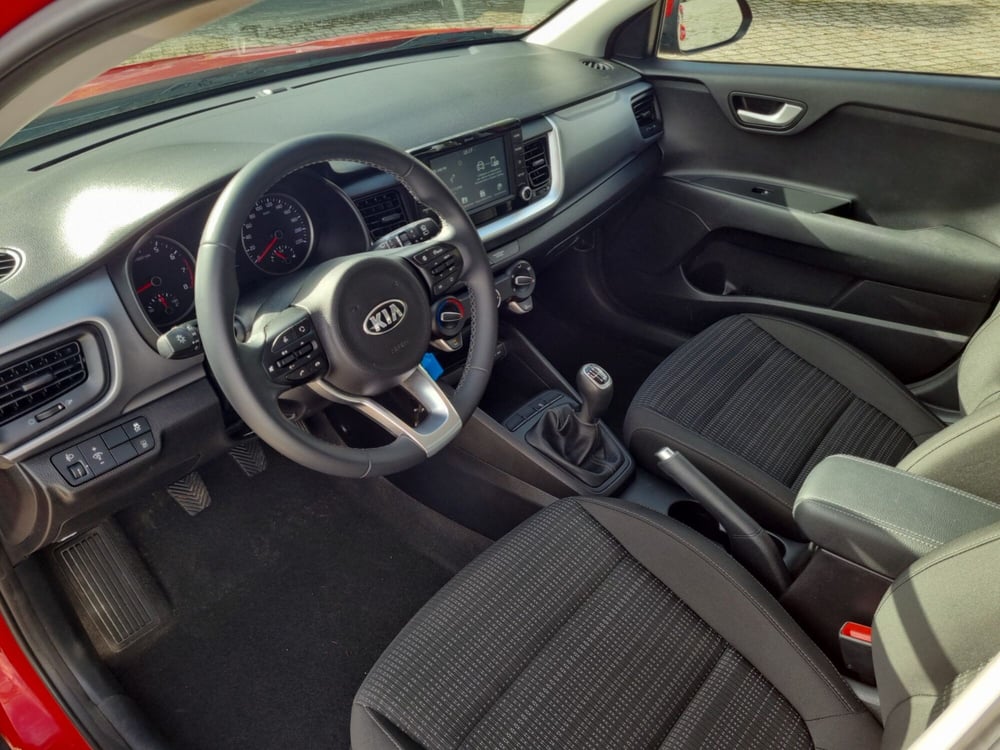 Kia Stonic usata a Lucca (7)