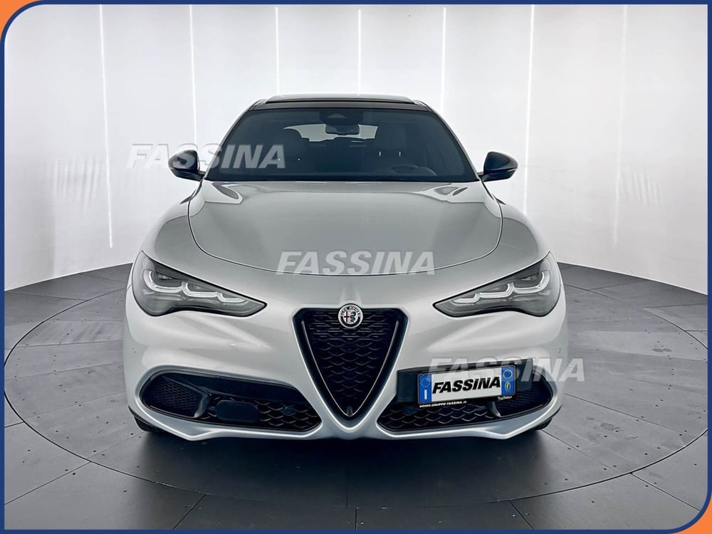 Alfa Romeo Stelvio usata a Milano (2)