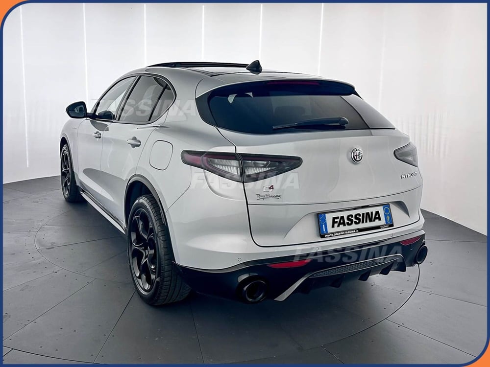 Alfa Romeo Stelvio usata a Milano (4)