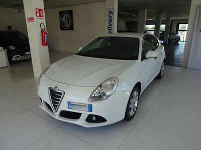 Alfa Romeo Giulietta 1.4 Turbo Distinctive 120cv del 2010 usata a Lucca