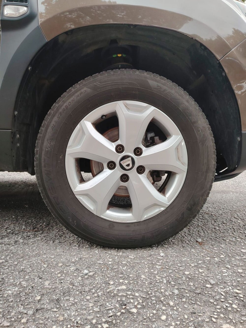 Dacia Duster usata a Massa-Carrara (12)
